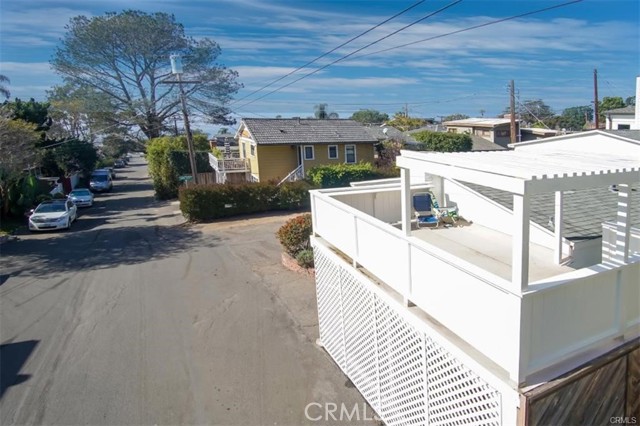 31612 Santa Rosa Drive, Laguna Beach CA: https://media.crmls.org/medias/bfb02025-3f4a-499e-9bd3-d5fb6b85a29e.jpg