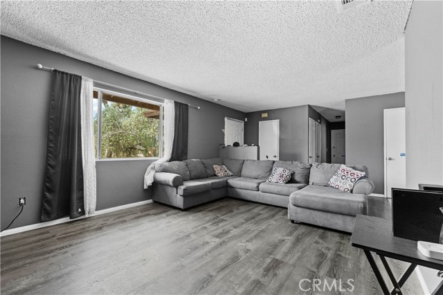 58349 Pimlico Street, Yucca Valley CA: https://media.crmls.org/medias/bfb08ac0-ce88-4414-8e5c-e5526affeedb.jpg