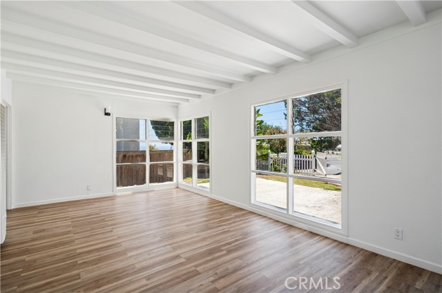 Detail Gallery Image 15 of 31 For 295 Wave St, Laguna Beach,  CA 92651 - 3 Beds | 3 Baths