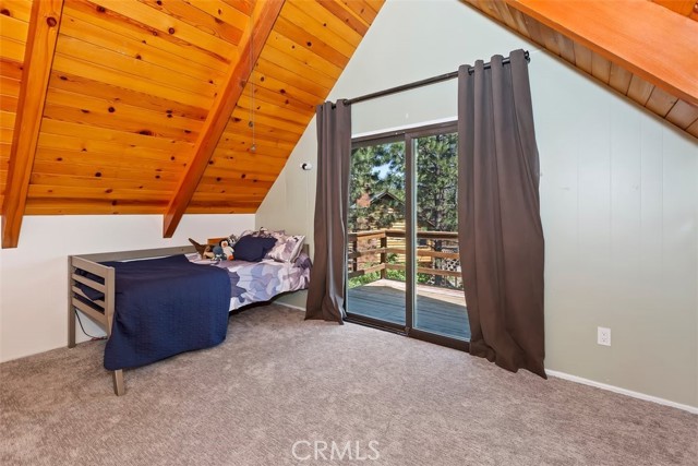 Detail Gallery Image 15 of 22 For 2300 Lausanne Dr, Wrightwood,  CA 92397 - 4 Beds | 2 Baths