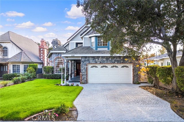 338 Laurel Avenue, Arcadia CA: https://media.crmls.org/medias/bfb1b6e7-f03b-47b2-a066-1f417e5abd33.jpg