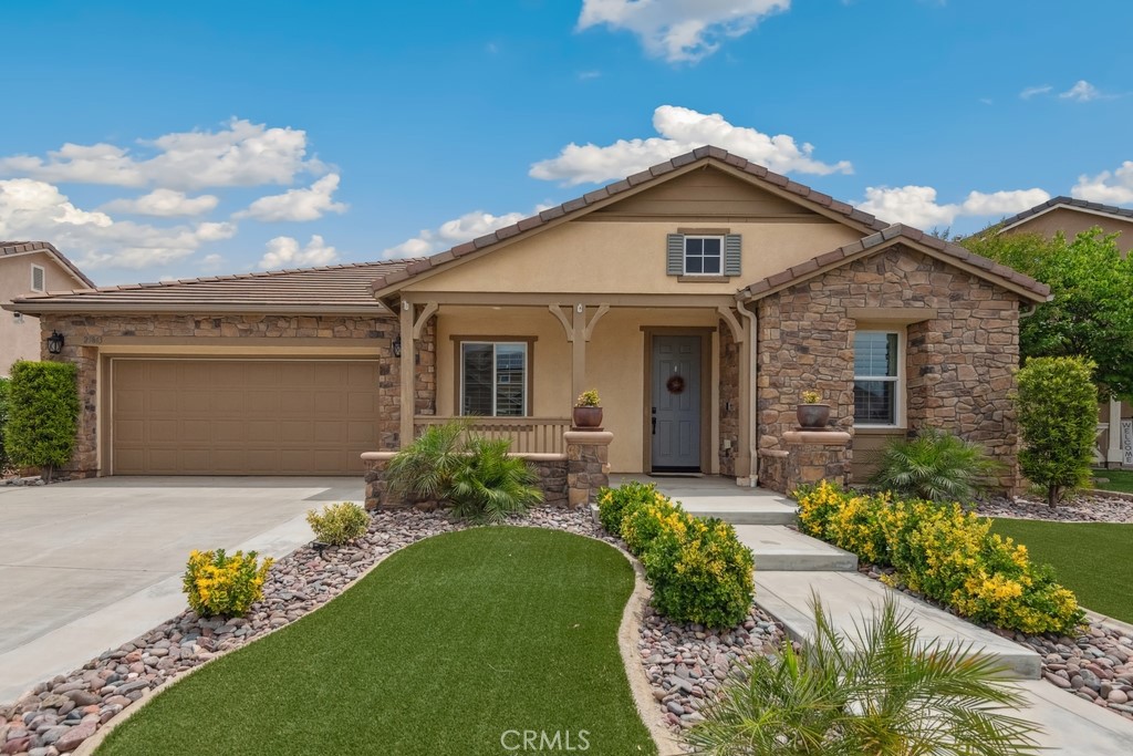 25863 Prospector Ct