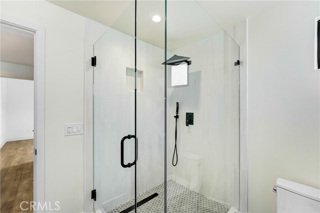 4036 Rosemont Avenue, Montrose CA: https://media.crmls.org/medias/bfb45b43-b044-4fdc-932c-16cafaa17e31.jpg