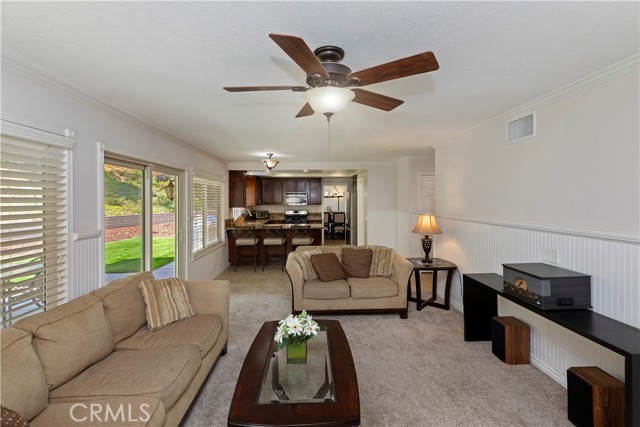17015 Knollbrook Place, Riverside CA: https://media.crmls.org/medias/bfb51af6-946b-4f06-8a39-dfb73872fdfd.jpg