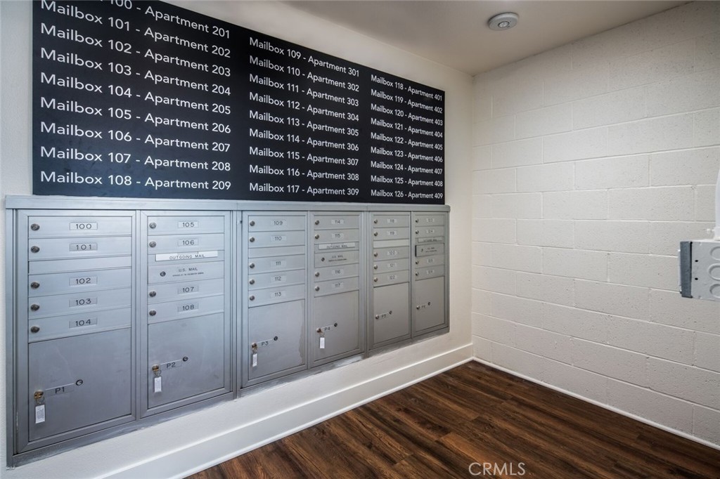 MLS #OC25280729 image #15