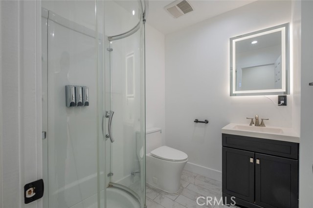 9830 Foothill Boulevard, Sylmar CA: https://media.crmls.org/medias/bfb61e6a-2f27-48e2-8aaf-923a293ac0f1.jpg