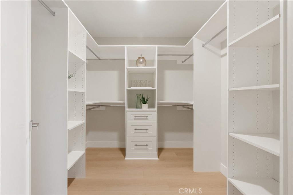 MLS #OC25257013 image #20