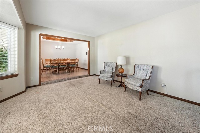 2056 W Avenue O, Palmdale CA: https://media.crmls.org/medias/bfb7d6bf-d98a-4582-821e-d2dc0c7b866b.jpg