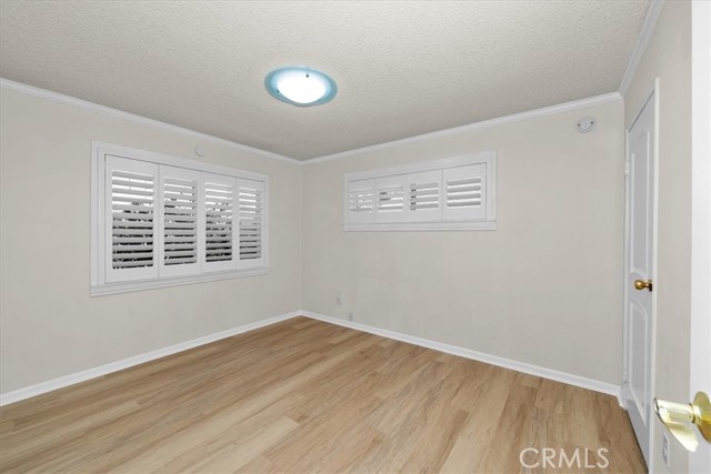 Detail Gallery Image 22 of 46 For 23032 Mobile, West Hills,  CA 91307 - 4 Beds | 2 Baths