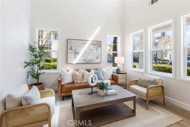 Detail Gallery Image 12 of 58 For 1 Tarleton, Ladera Ranch,  CA 92694 - 3 Beds | 2/1 Baths