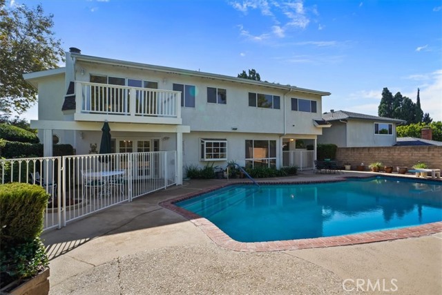 Detail Gallery Image 25 of 32 For 19201 Castlebay Ln, Porter Ranch,  CA 91326 - 3 Beds | 3 Baths