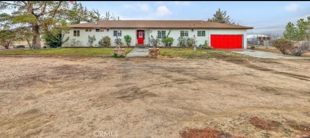 8043 Mojave Tropico Road