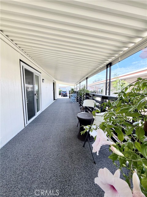 Detail Gallery Image 6 of 53 For 1400 S Sunkist St #102,  Anaheim,  CA 92806 - 2 Beds | 2 Baths