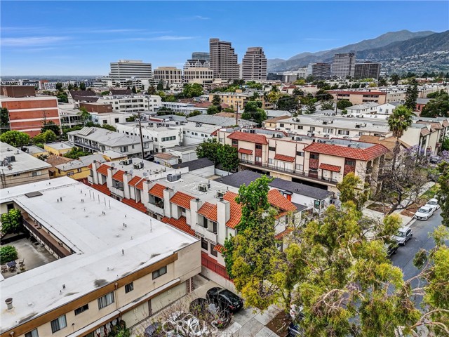 Detail Gallery Image 35 of 37 For 219 N Isabel St #4,  Glendale,  CA 91206 - 2 Beds | 2/1 Baths