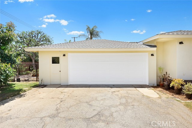 19558 E Dexter Street, Covina CA: https://media.crmls.org/medias/bfbada79-7d55-4bf9-912f-7451ed43a7de.jpg