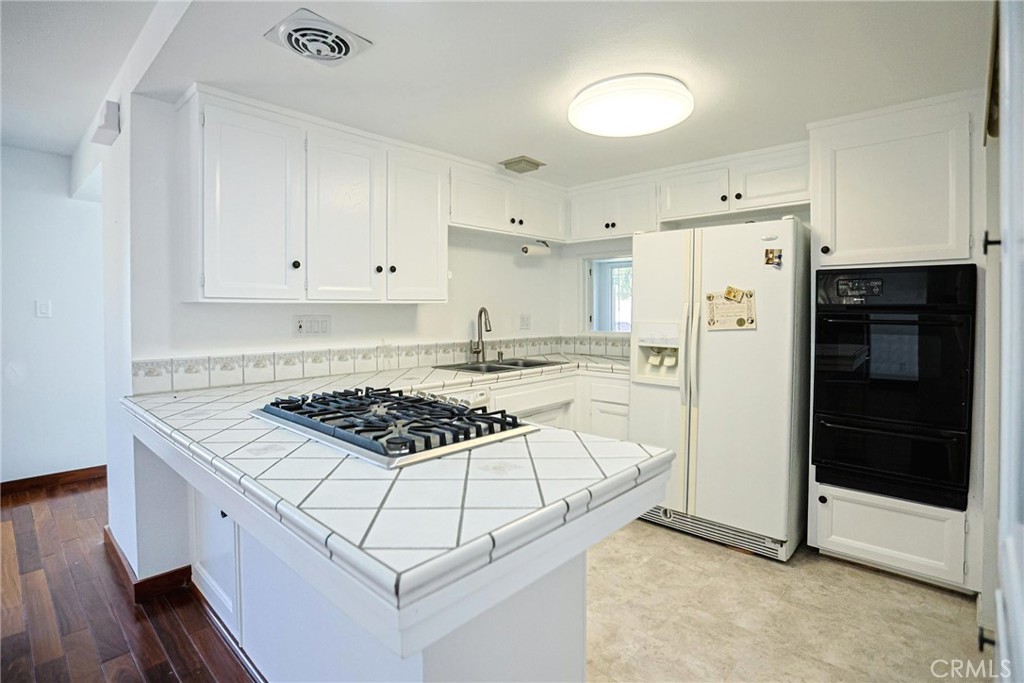MLS #OC26140244 image #13