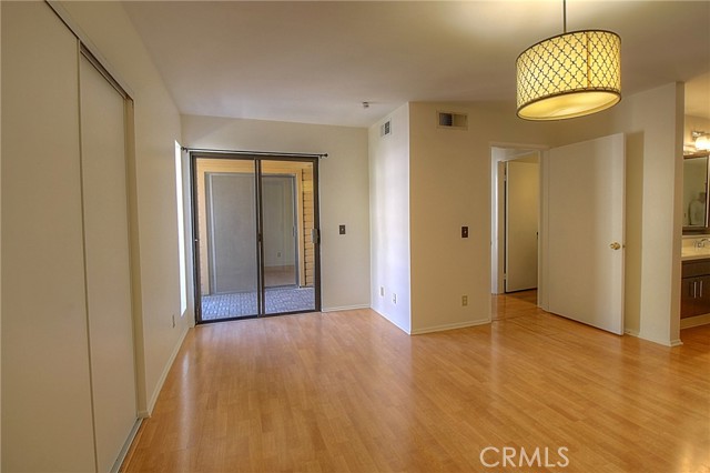 Detail Gallery Image 27 of 40 For 400 N Louise St #205,  Glendale,  CA 91206 - 2 Beds | 2 Baths