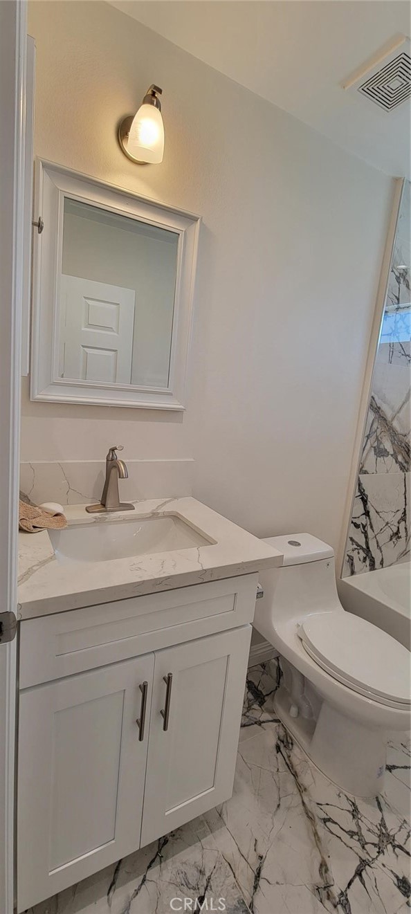 319 E Newhaven Lane, Glendora CA: https://media.crmls.org/medias/bfbd220f-26fd-430e-b47b-2ac0f4434c06.jpg
