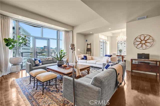 Front Image Thumbnail for CRPW26115580