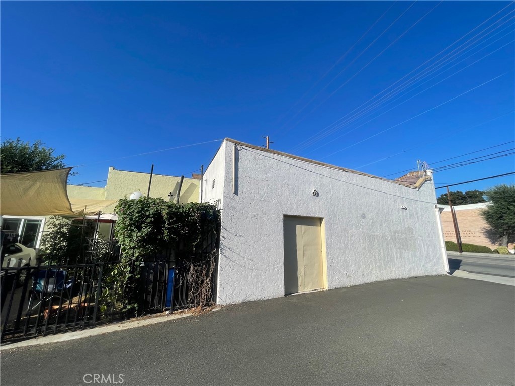 MLS #WS25247522 image #5