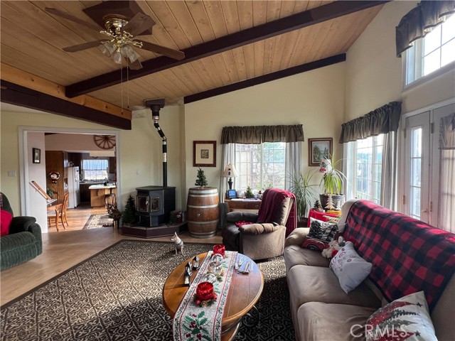 Detail Gallery Image 4 of 27 For 3245 Ackley, Lakeport,  CA 95453 - 3 Beds | 2 Baths