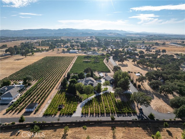 Detail Gallery Image 56 of 71 For 1991 Circle B Rd, Paso Robles,  CA 93446 - 5 Beds | 3 Baths