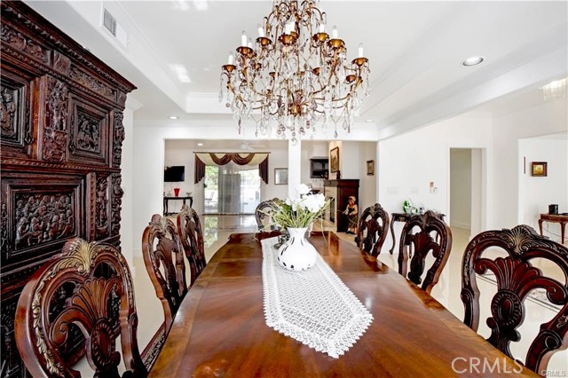 22329 Plummer Street, Chatsworth CA: https://media.crmls.org/medias/bfbf8315-e9f6-4e90-bf22-f71bd9568479.jpg