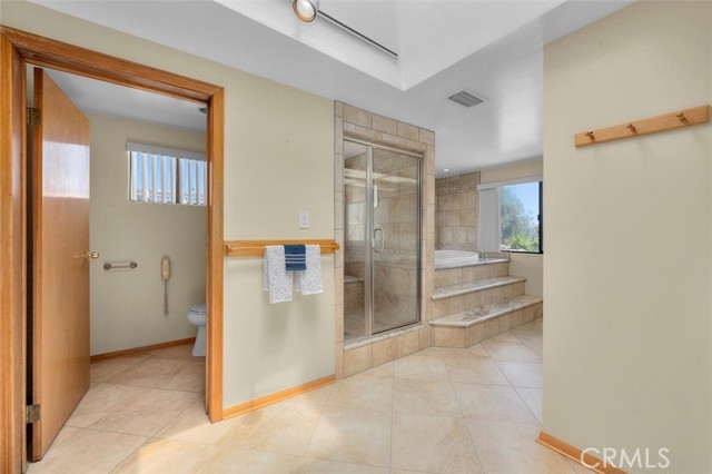 Detail Gallery Image 19 of 53 For 26826 Rolling Vista Dr, Lomita,  CA 90717 - 5 Beds | 3 Baths