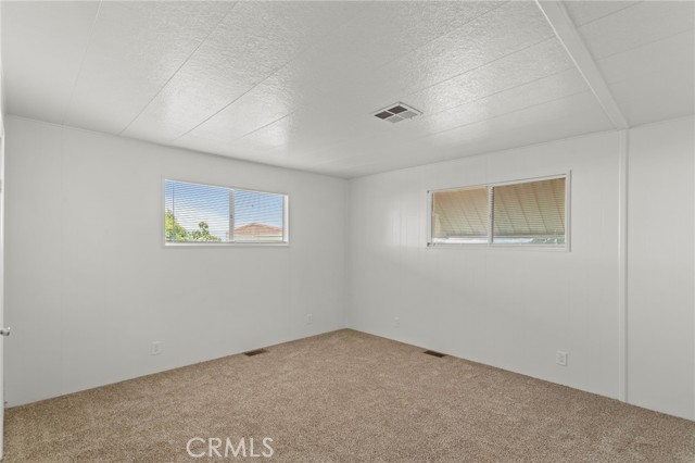 11050 Bryant Street, Yucaipa CA: https://media.crmls.org/medias/bfc002ac-3958-452c-96e6-5416f07c66a9.jpg