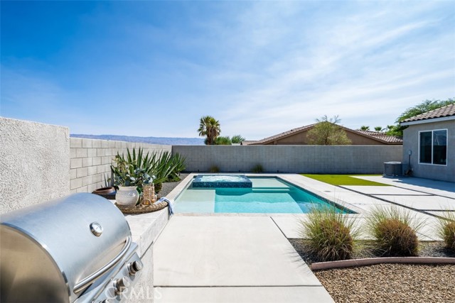 Detail Gallery Image 37 of 51 For 1132 Vista Sol, Palm Springs,  CA 92262 - 3 Beds | 2/1 Baths