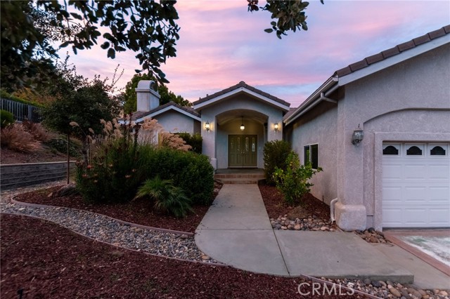 Detail Gallery Image 1 of 1 For 2056 Royal Way, San Luis Obispo,  CA 93405 - 3 Beds | 2/1 Baths