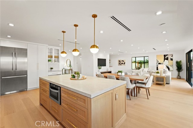 Image 11 of 46 For 15609 Huston Street