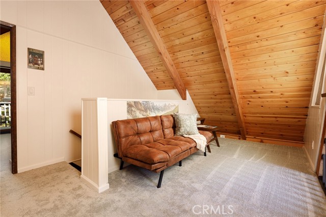 Detail Gallery Image 19 of 34 For 422 Pyramid, Lake Arrowhead,  CA 92352 - 3 Beds | 2 Baths