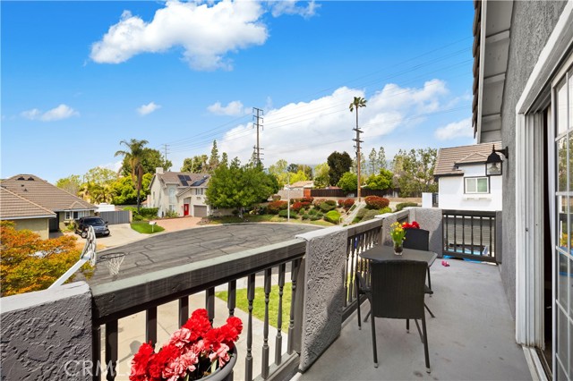 Detail Gallery Image 14 of 23 For 1992 Moonbeam Cir, Upland,  CA 91784 - 3 Beds | 2/1 Baths