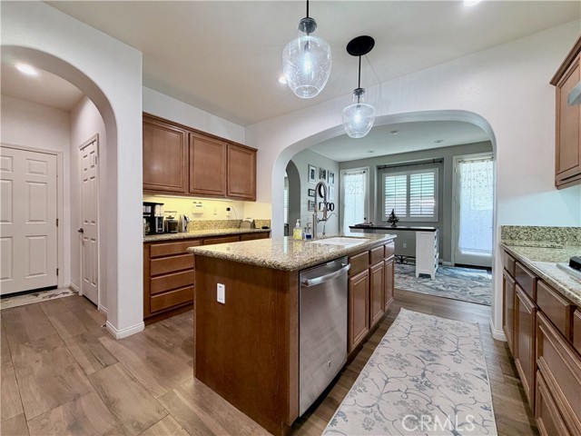 Detail Gallery Image 18 of 71 For 46302 Lone Pine Dr, Temecula,  CA 92592 - 4 Beds | 3 Baths