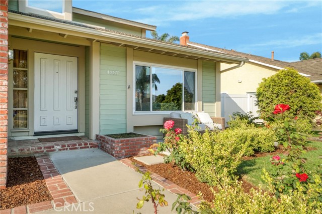 Detail Gallery Image 2 of 29 For 4387 Leatherwood Ct, Camarillo,  CA 93012 - 4 Beds | 2/1 Baths