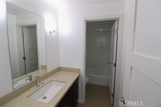 Detail Gallery Image 20 of 44 For 561 W Maple Ave, Orange,  CA 92868 - 3 Beds | 2/1 Baths
