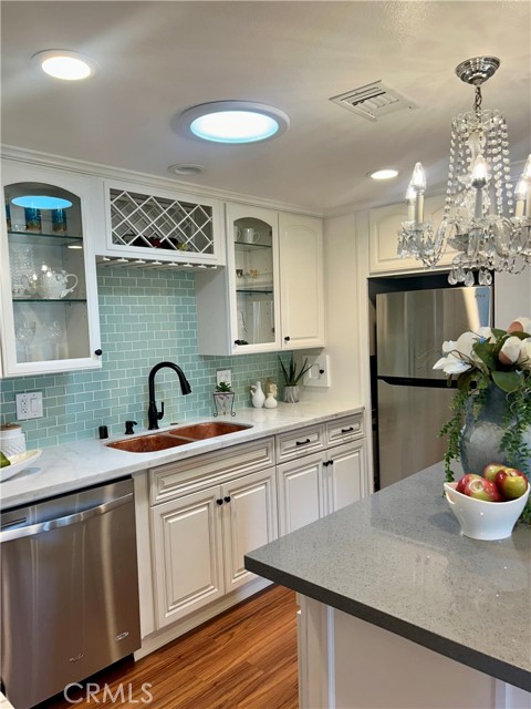 Detail Gallery Image 14 of 52 For 13561 Medinac Lane  M5  70l, Seal Beach,  CA 90740 - 2 Beds | 2 Baths