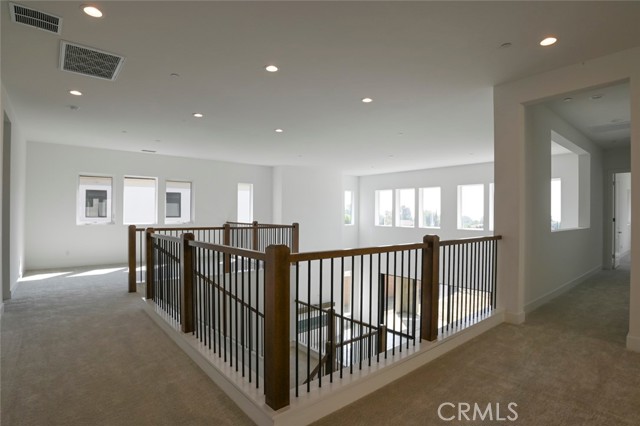 Detail Gallery Image 39 of 65 For 20552 Edgewood Ct, Chatsworth,  CA 91311 - 5 Beds | 5/1 Baths