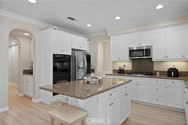 Image 17 of 40 For 29851 Fox Creek Drive