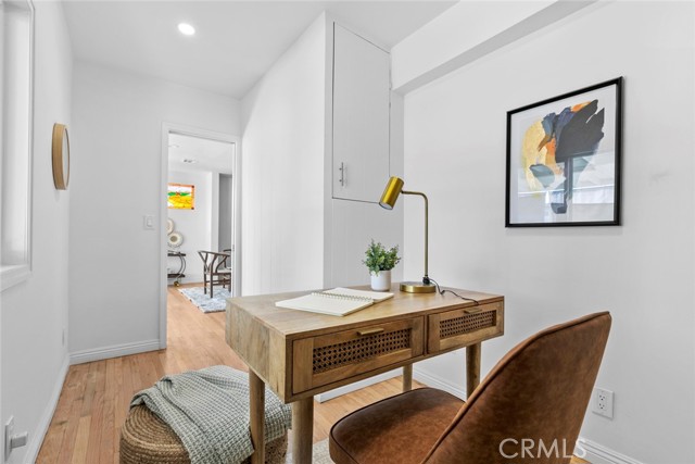 Detail Gallery Image 22 of 68 For 6454 Baird Ave, Reseda,  CA 91335 - 4 Beds | 2/1 Baths