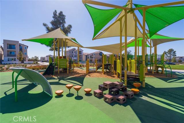 Detail Gallery Image 41 of 43 For 253 Westdale, Irvine,  CA 92618 - 4 Beds | 2/1 Baths