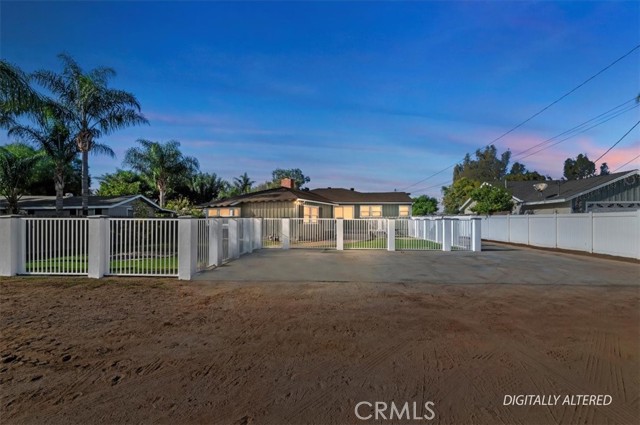 Front Image Thumbnail for CRIG25278540