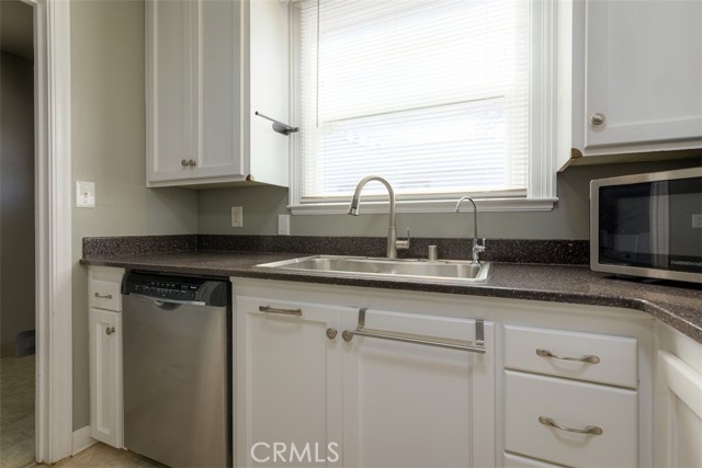 Detail Gallery Image 11 of 44 For 810 East St, Orland,  CA 95963 - 2 Beds | 1/1 Baths