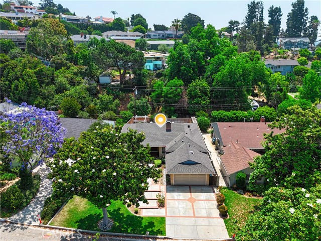 7604 Forest Avenue, Whittier CA: https://media.crmls.org/medias/bfc7e0d5-cc2d-4e83-a999-ab5ca0006a00.jpg