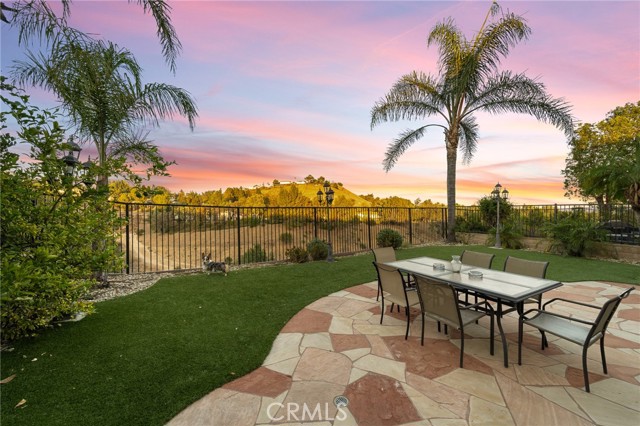 11648 Mariposa Bay Lane, Porter Ranch CA: https://media.crmls.org/medias/bfc8224f-2792-4ed6-9799-cd484ab30c12.jpg