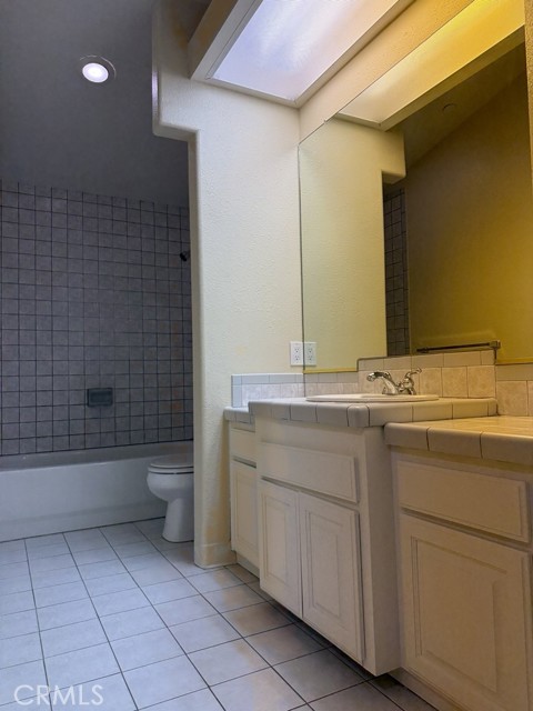 Detail Gallery Image 7 of 9 For 4880 Brookhill, Jurupa Valley,  CA 92509 - 4 Beds | 3 Baths