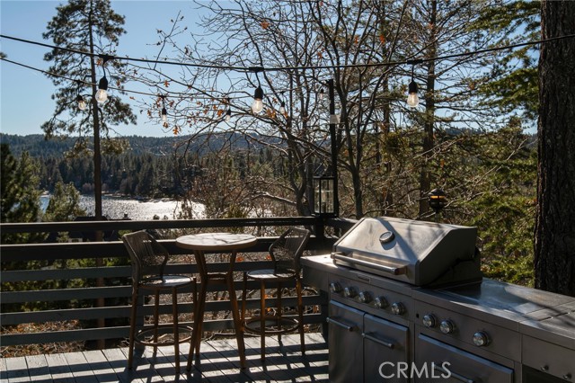 Detail Gallery Image 39 of 46 For 27937 W Shore Rd, Lake Arrowhead,  CA 92352 - 3 Beds | 3 Baths