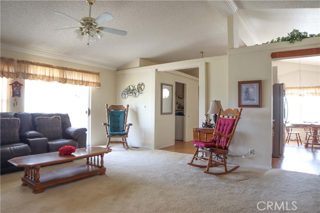 10961 Desert Lawn Drive, Calimesa CA: https://media.crmls.org/medias/bfc99f49-e605-43b8-9126-d3bd39503b5e.jpg