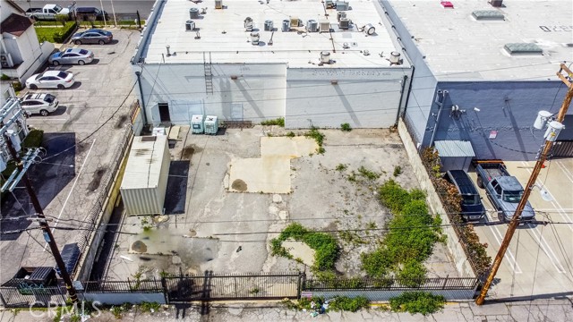 8816 Baird Avenue, Northridge (los Angeles), CA, 91324 8816 Baird Avenue, Northridge (los Angeles), CA, 91324